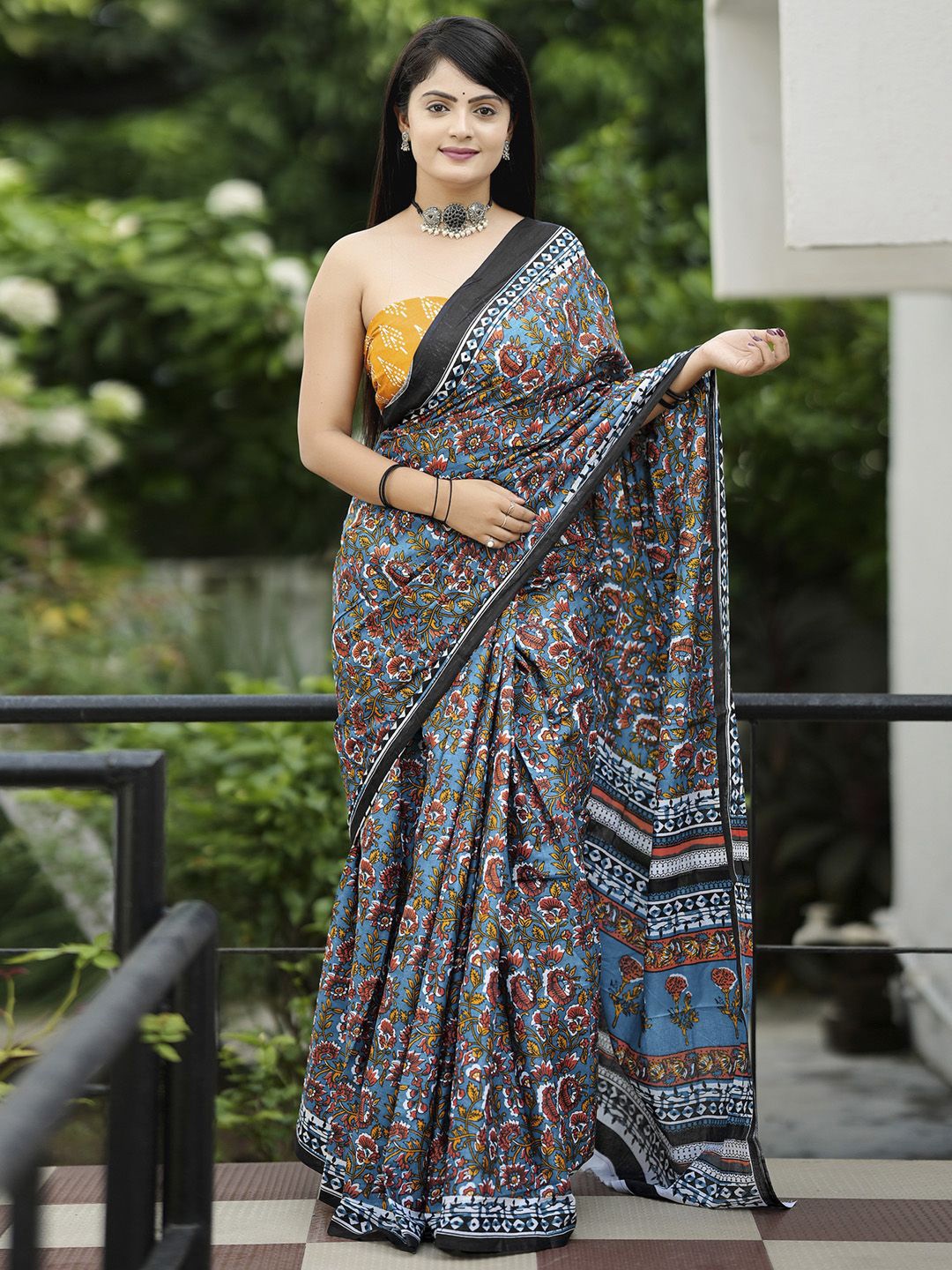 

Mitera Floral Bagru Saree, Teal