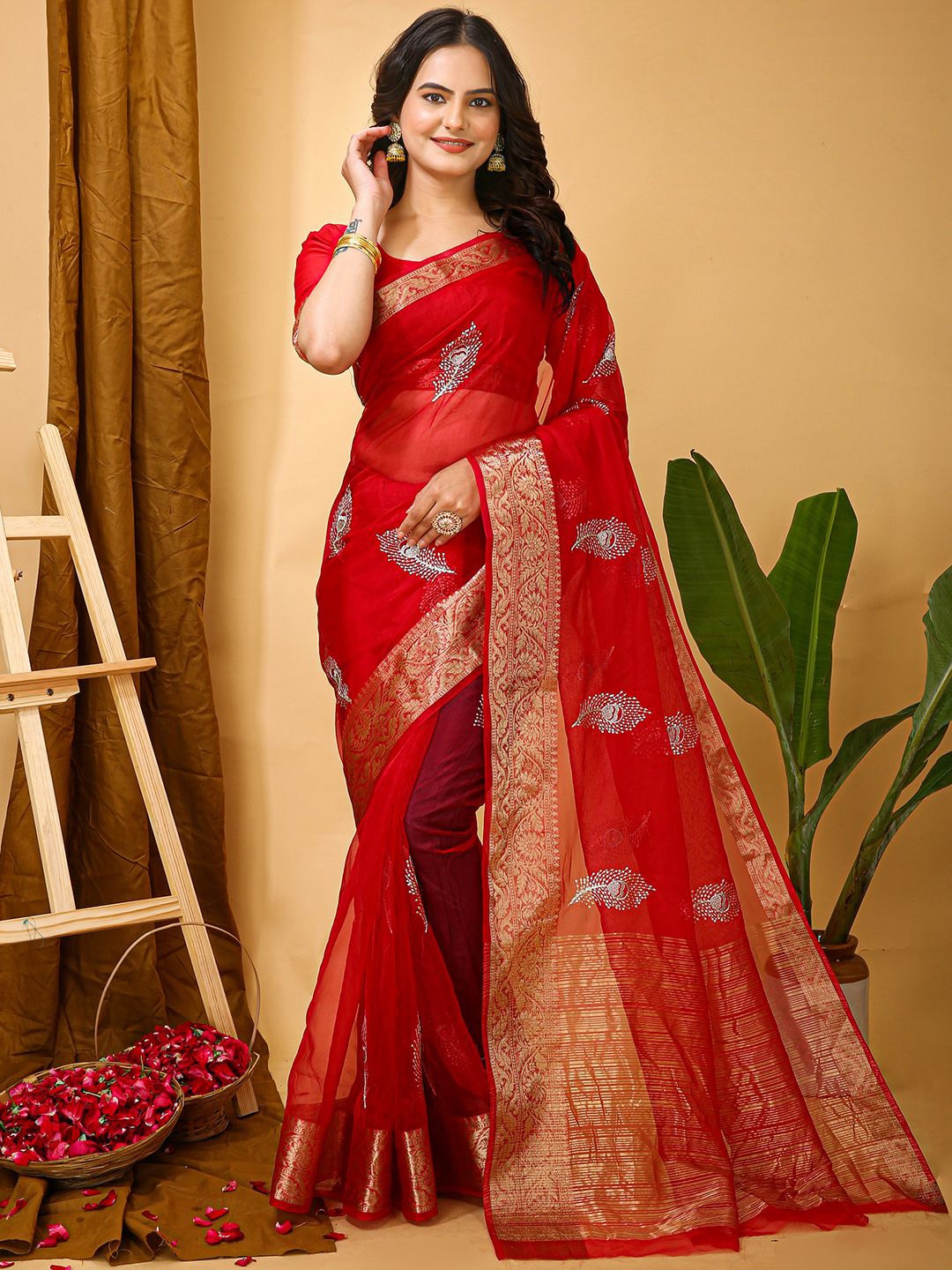 

DIVASTRI Woven Design Zari Organza Saree, Red