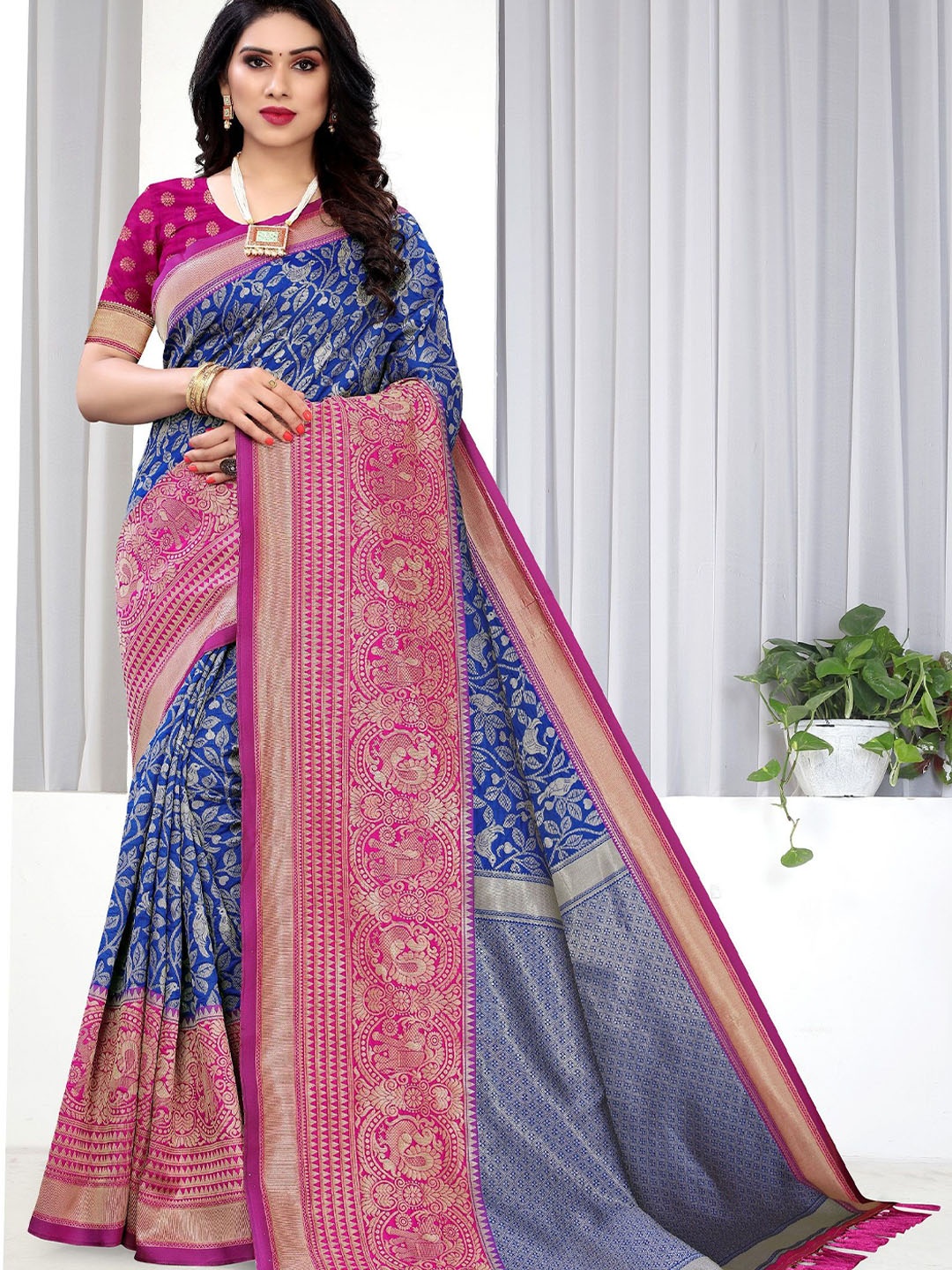 

DIVASTRI Woven Design Zari Art Silk Banarasi Saree, Blue