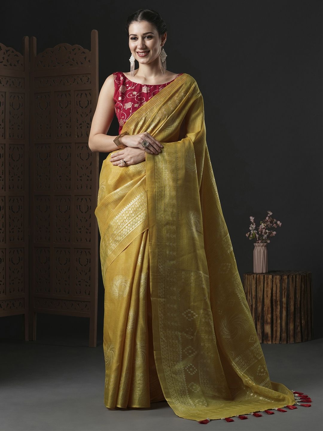 

Mitera Woven Design Zari Saree, Yellow