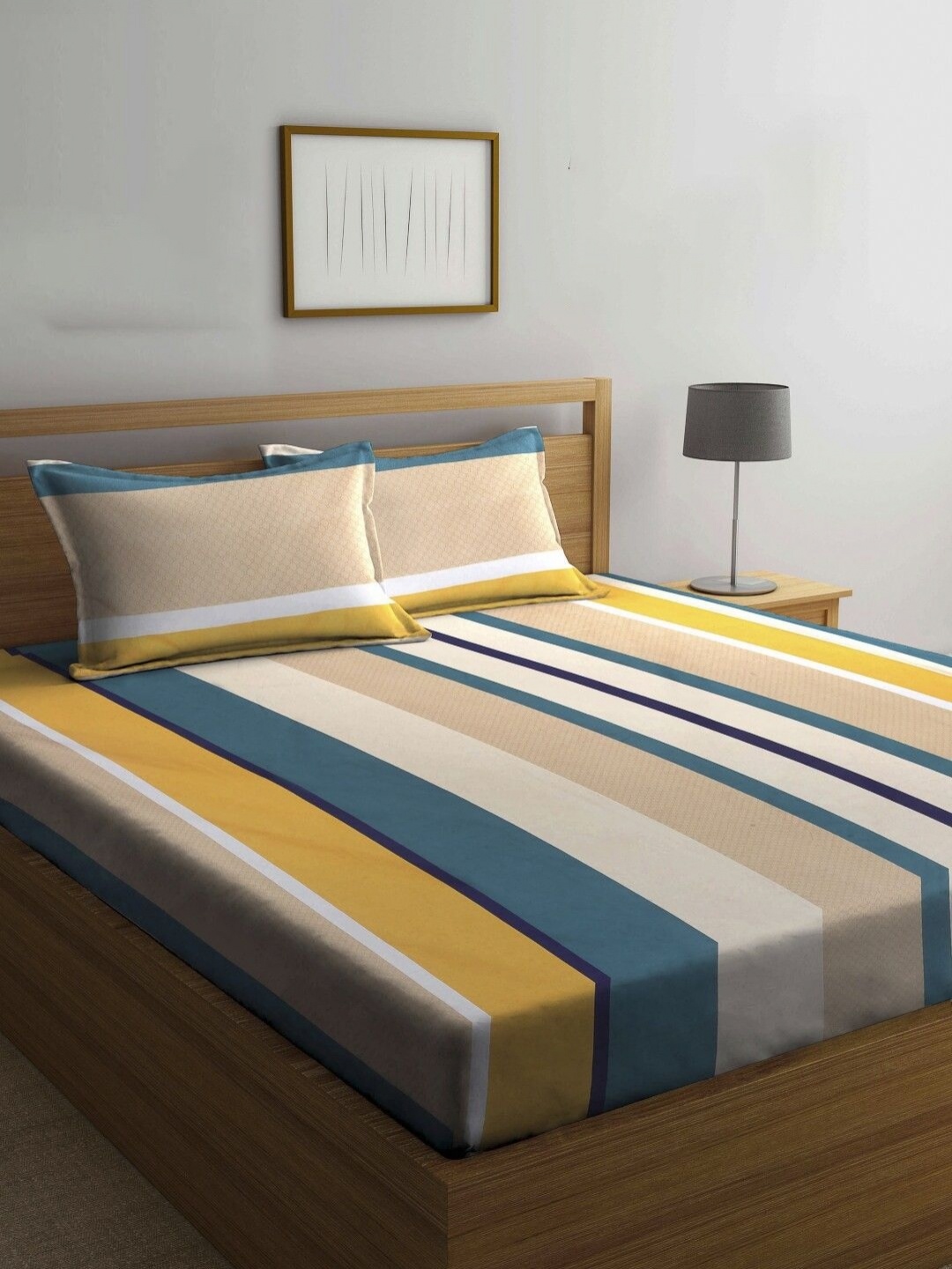 

THE little BIG STORE Yellow & Teal Striped 260 TC King Bedsheet With 2 Pillow Covers