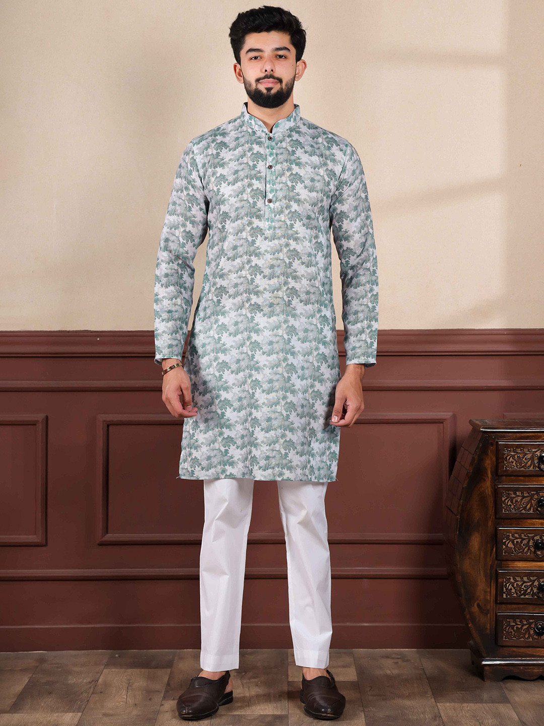 

Koshin Printed Linen Thread Work Mandarin Collar Straight Kurta, Green