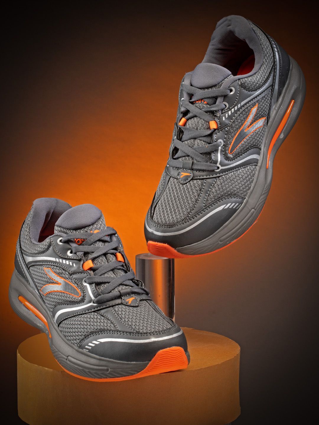 

Action Men Mesh Running Non-Marking Shoes, Grey