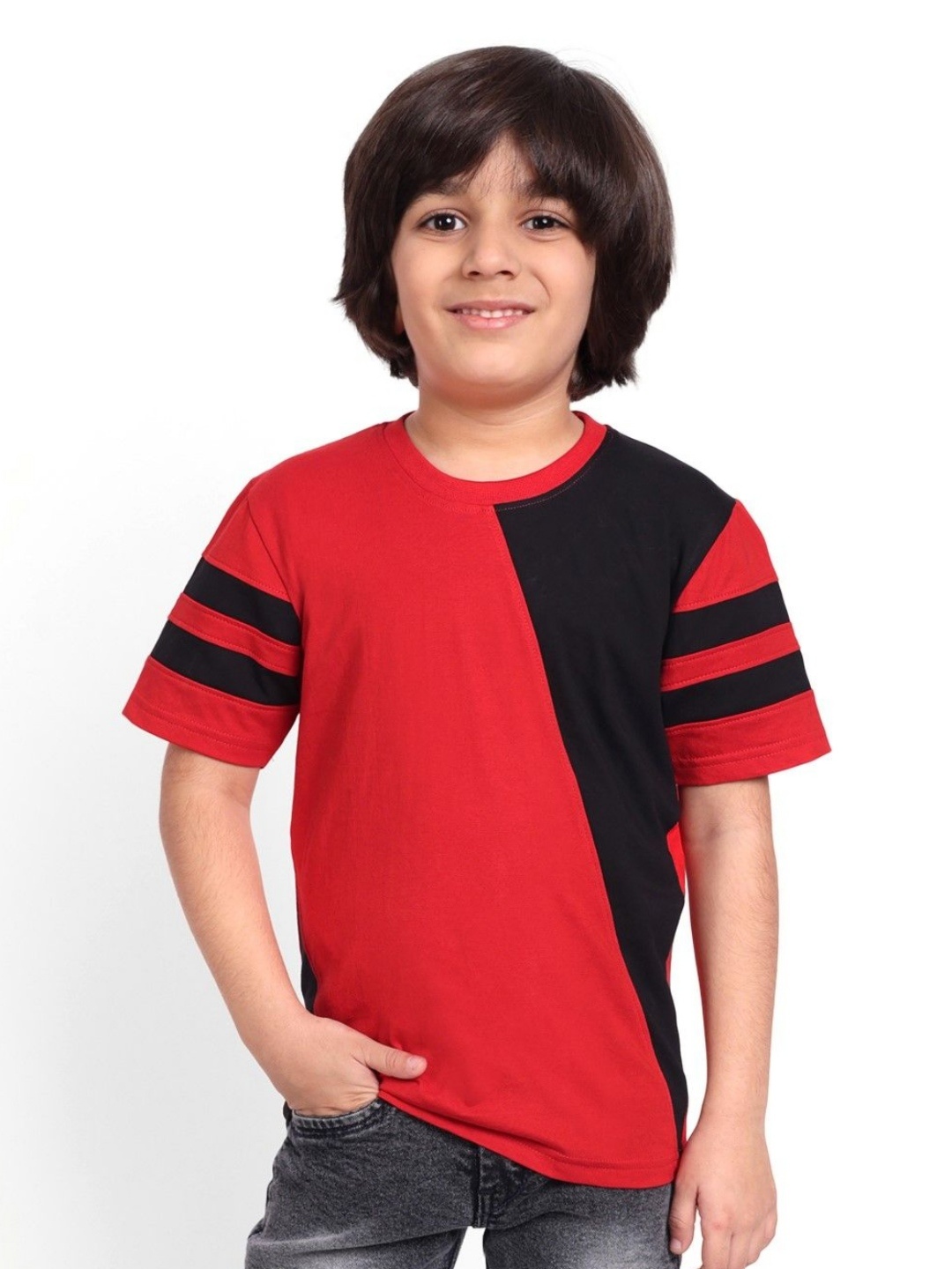 

Provogue Boys Colourblocked T-shirt, Red