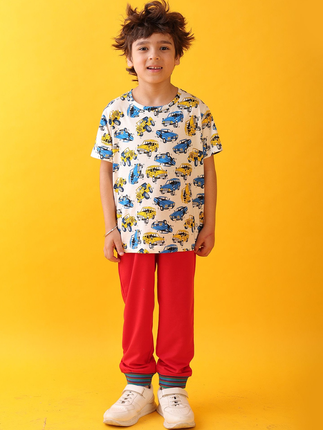 

Anthrilo Boys Cars Printed Summer Rib T-Shirt With Jogger Set, White