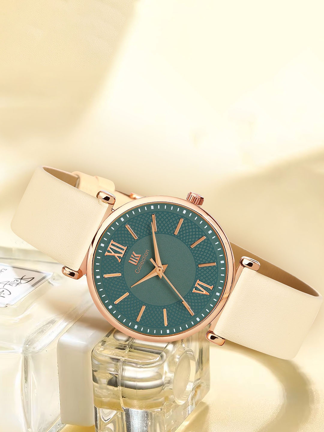 

IIK COLLECTION Women Dial & Leather Straps Analogue Stylish Wrist Watch IIK-3224W, Green