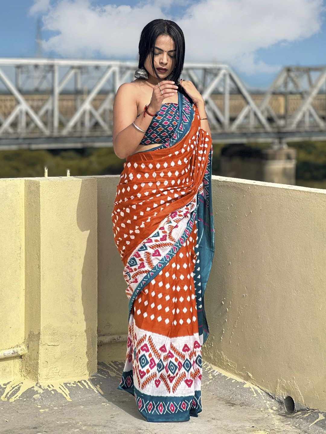 

Mitera Ikat Saree, Rust