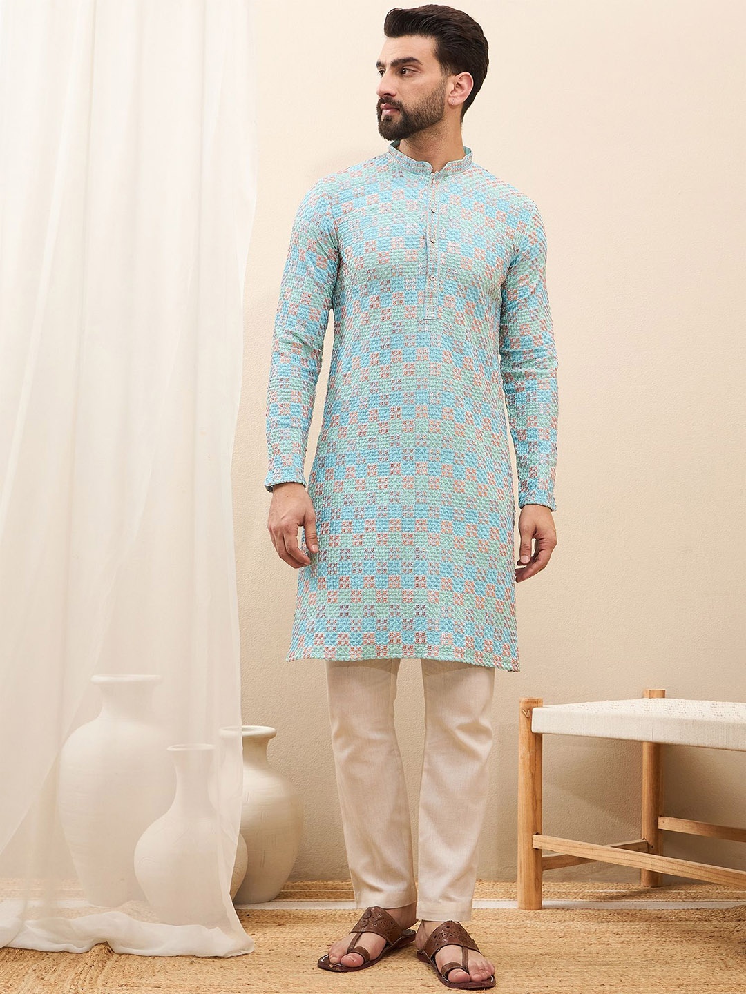 

SWAGG INDIA Ethnic Motifs Embroidered Thread Work Straight Kurta, Blue