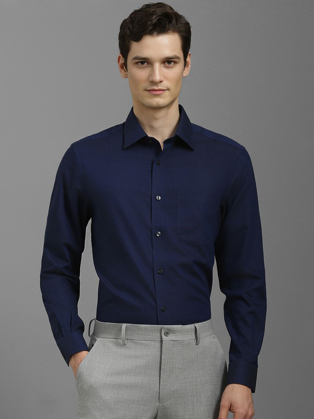 

Louis Philippe Men Classic Opaque Printed Formal Shirt, Navy blue