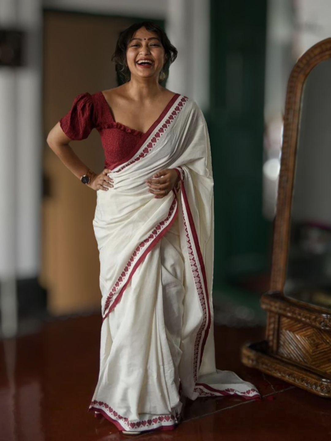

Ruuprekha Pure Cotton Khadi Saree, White