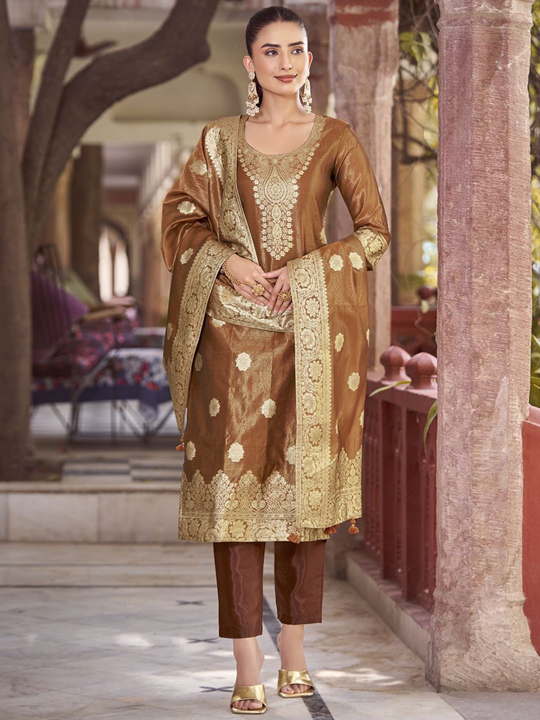 

KALINI Women Floral Regular Kurta with Trousers & With Dupatta, Rust
