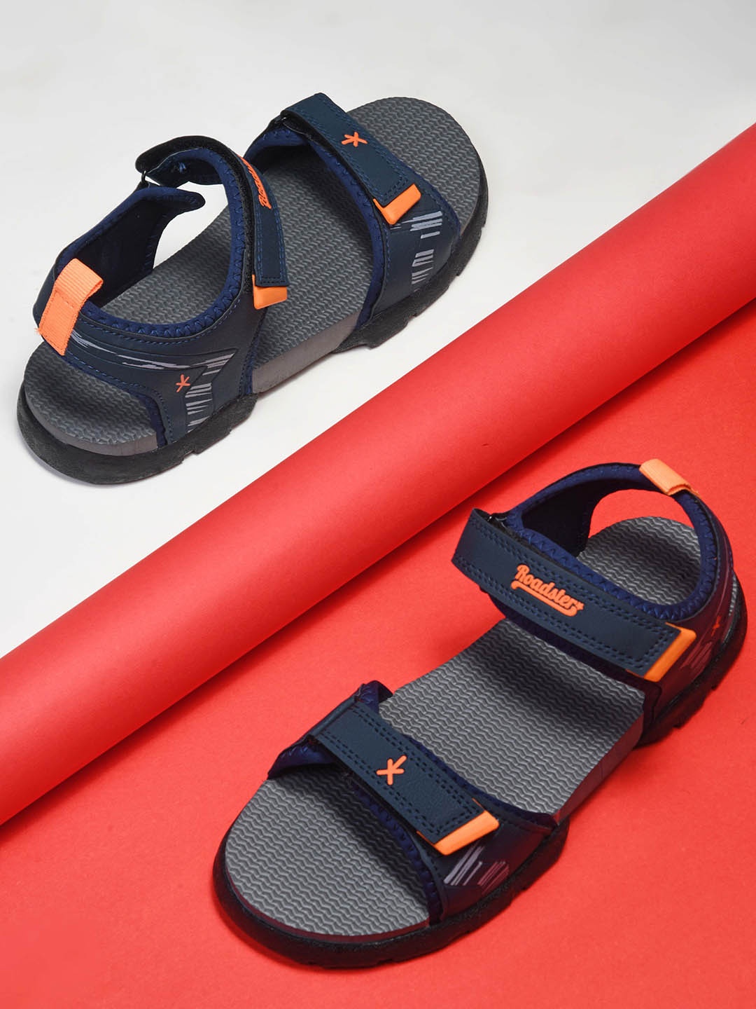 

The Roadster Lifestyle Co. Men Synthetic Velcro Regular Sports Sandals, Blue