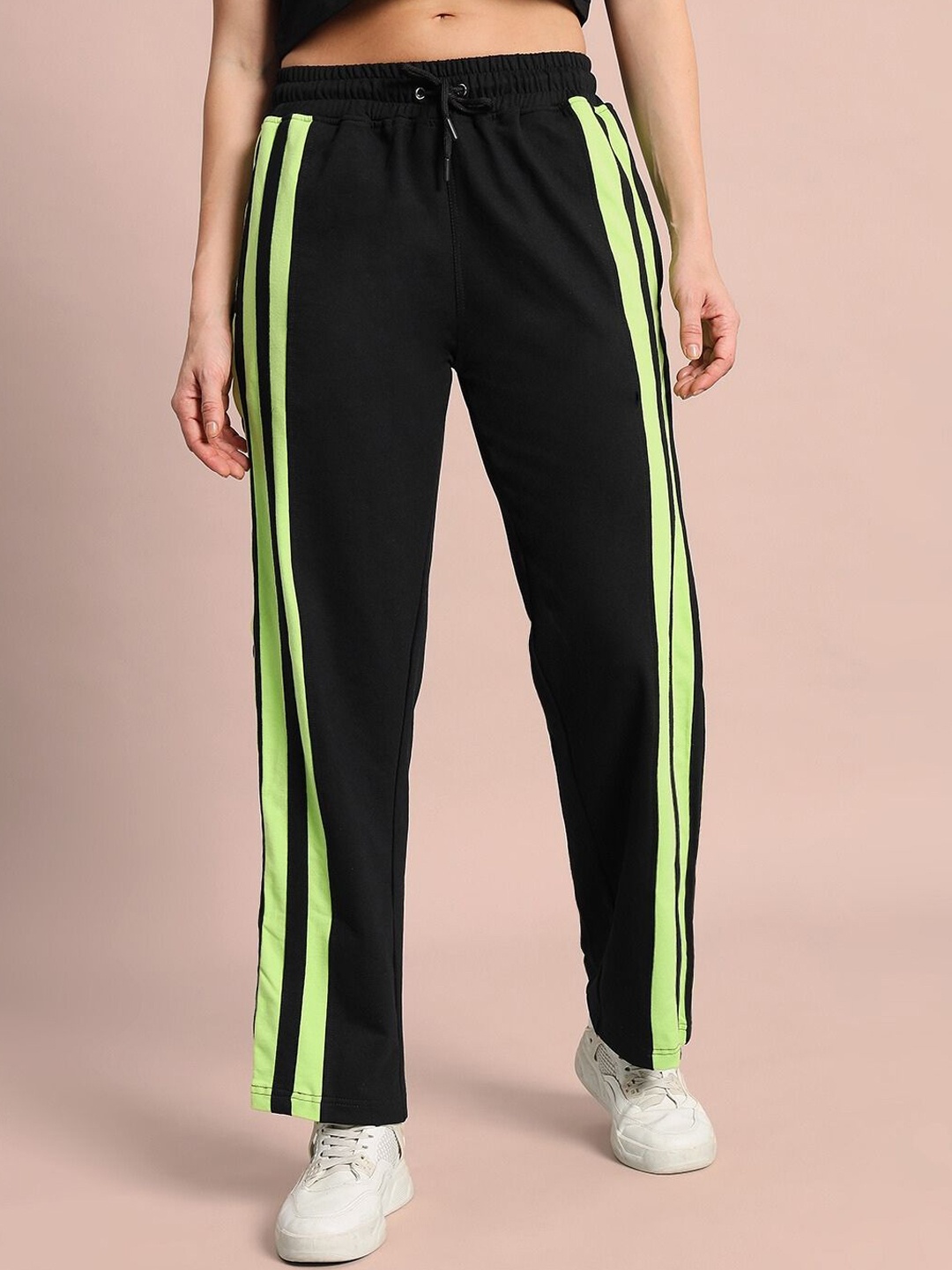 

WEARDUDS Striped Relaxed-Fit Mid-Rise Trousers, Black