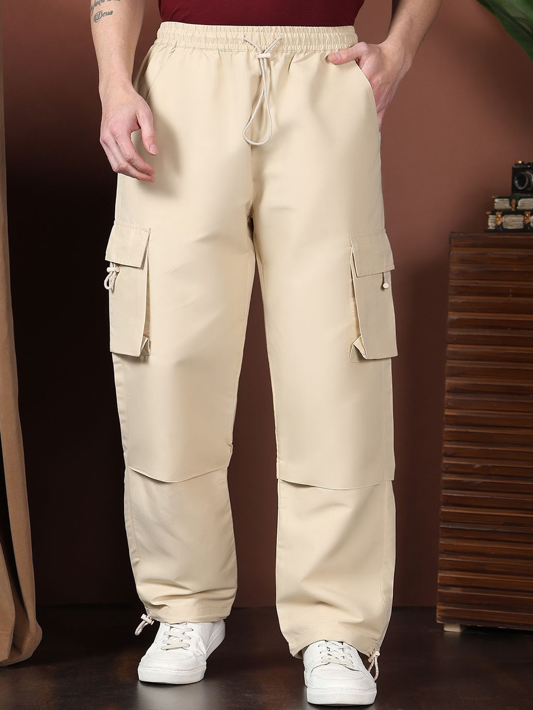 

Kotty Men Relaxed Easy Wash Cargos Trousers, Beige