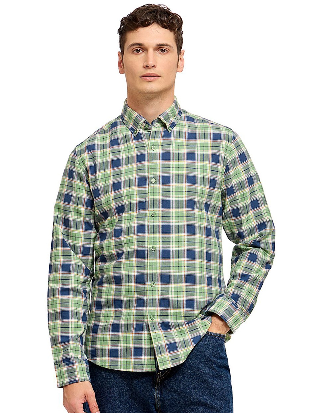 

Mast & Harbour Men Comfort Opaque Checked Casual Shirt, Green