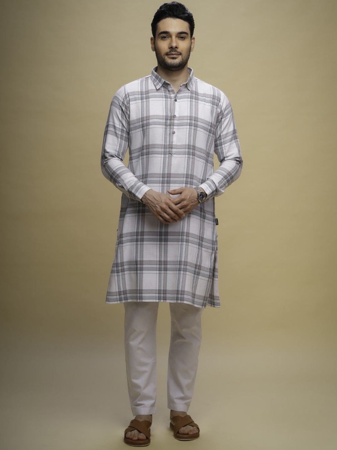 

MASHROO Checked Shirt Collar Cotton Straight Kurta, White