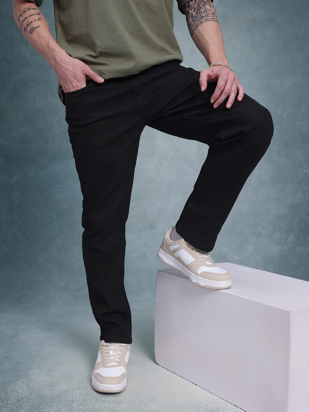 

The Roadster Life Co. Men Stretchable Jeans, Black