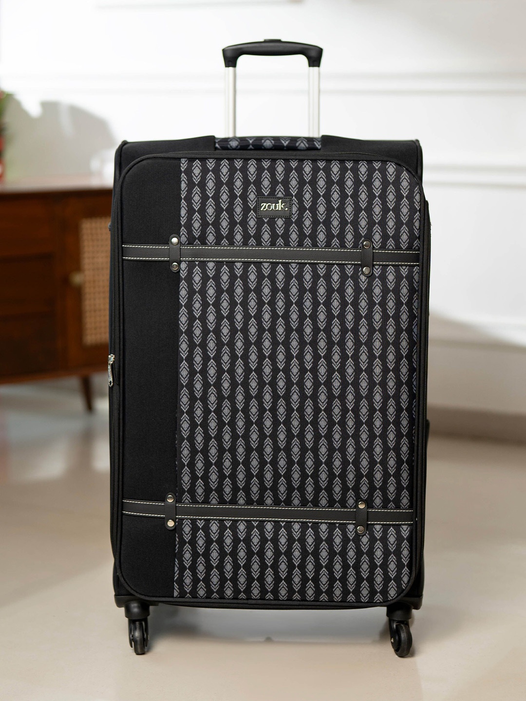 

ZOUK Saira Soft-Sided Large Trolley Bag, Black