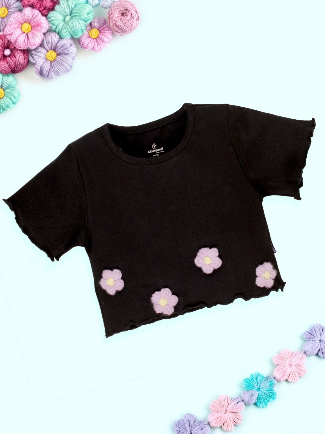 

KiddoPanti Girls Applique T-shirt, Black