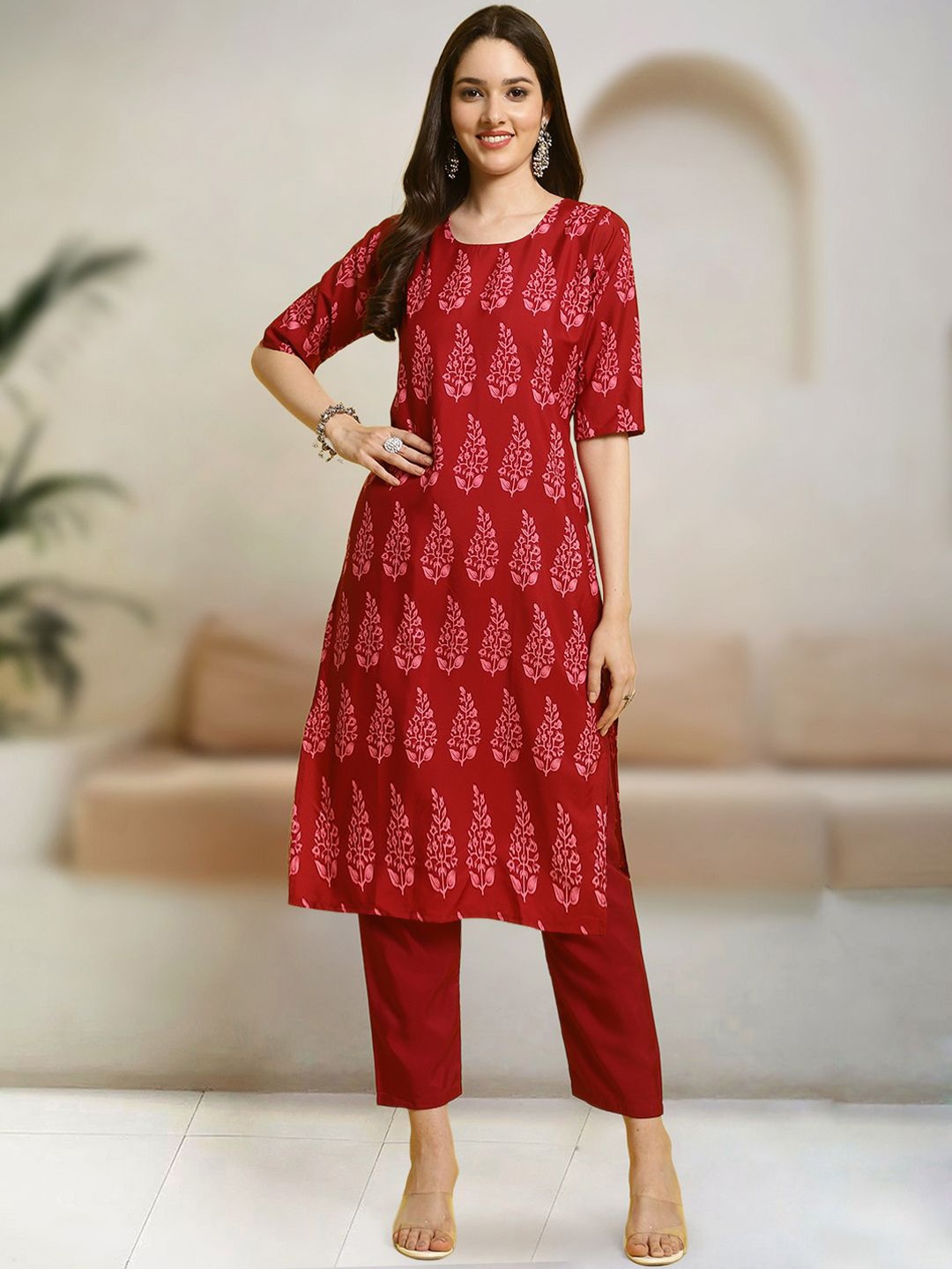 

Moda Rapido Floral Printed Round Neck Straight Kurta With Trousers, Red