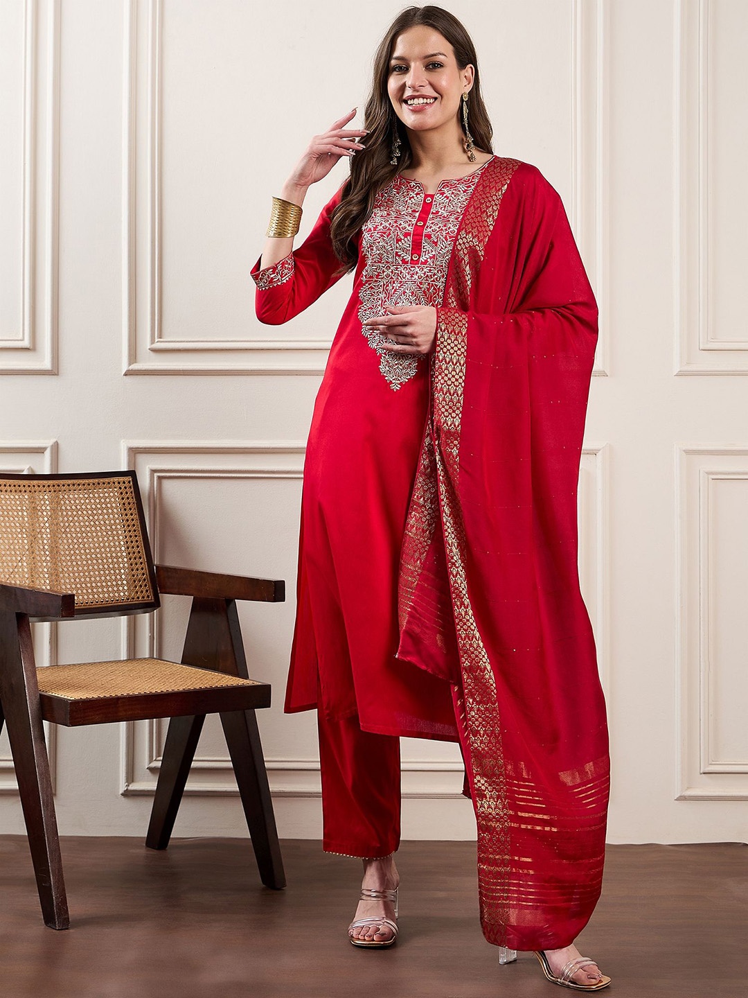 

House of Pataudi Embroidered Notch-Neck Straight Kurta With Trousers And Dupatta, Red