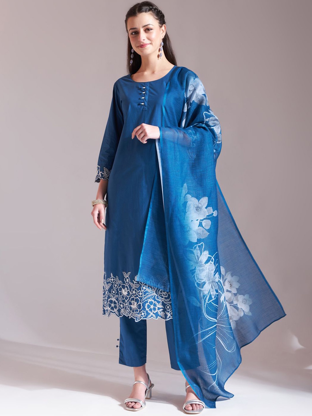 

Yufta Women Embroidered Regular Chikankari Pure Cotton Kurta with Trousers & With Dupatta, Blue