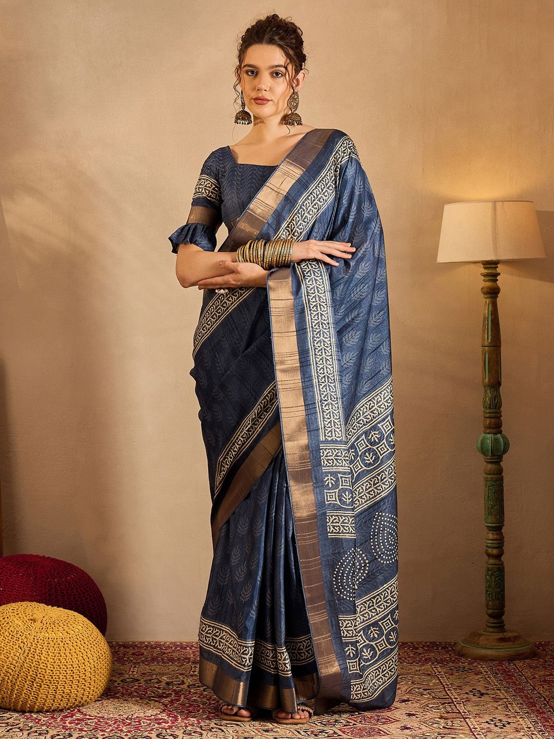 

Anouk Rustic Floral Zari Silk Blend Sungudi Saree, Navy blue