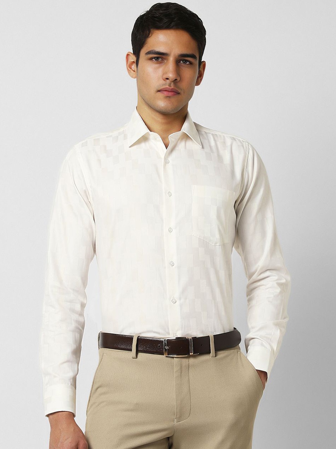 

Van Heusen Men Slim Fit Opaque Formal Shirt, Cream