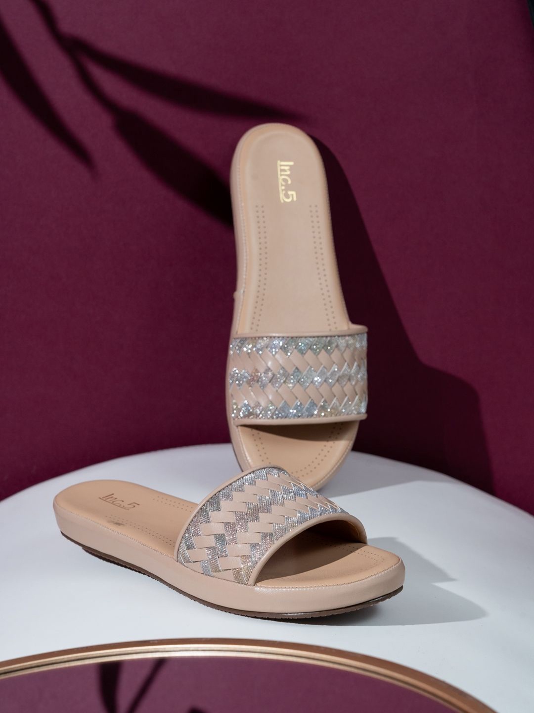 

Inc 5 Women Open Toe Flats with Bows, Beige
