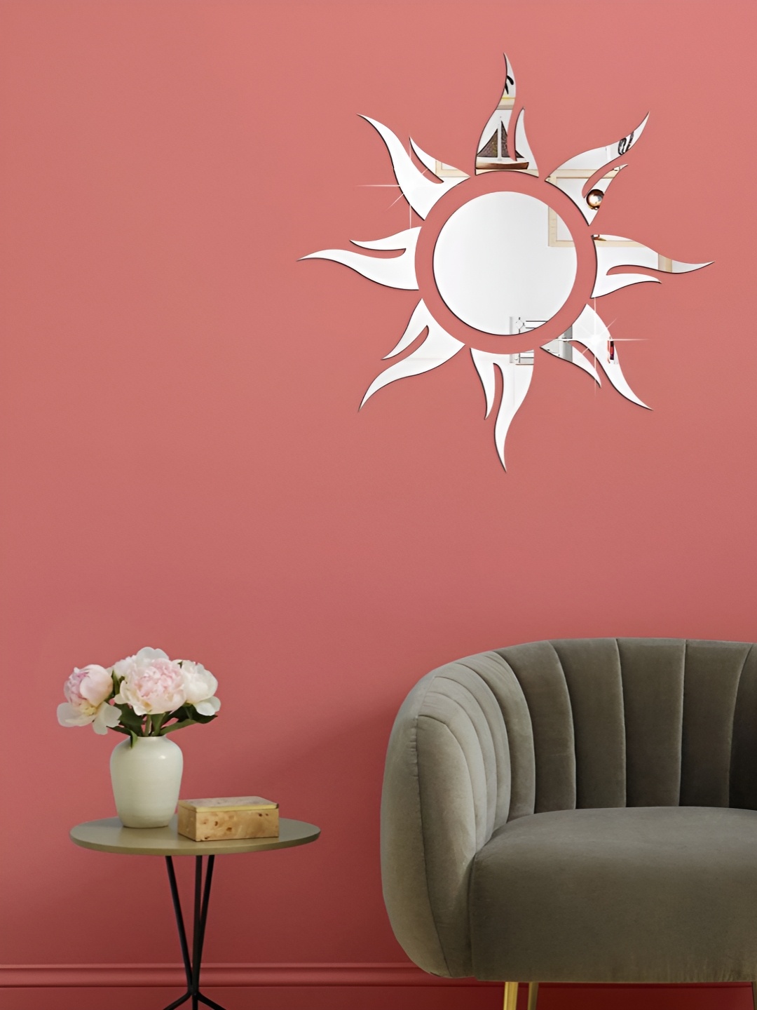 

WallDaddy Silver Sun Mirror WallSticker