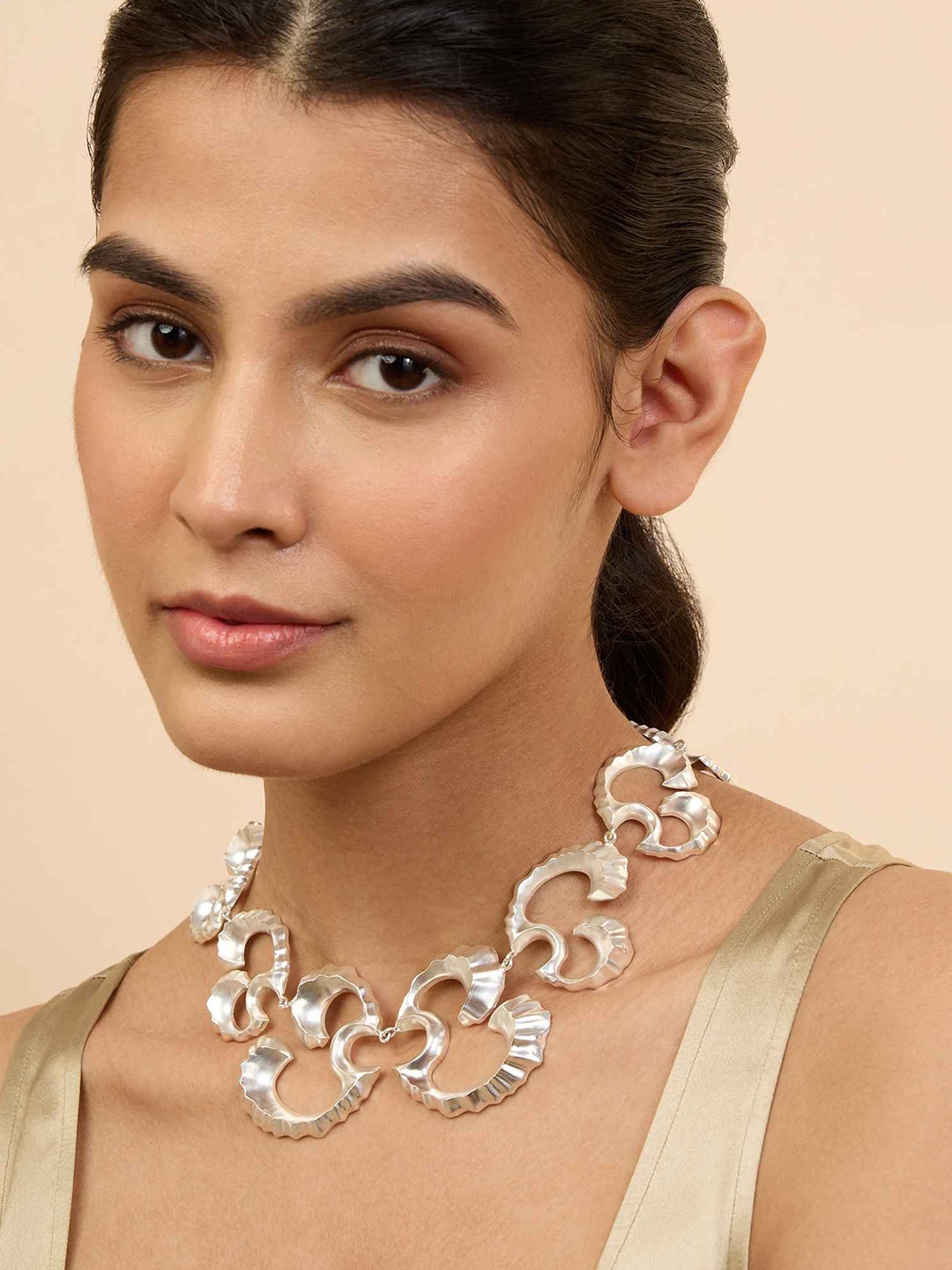 

MNSH Silver-Plated Statement Necklace