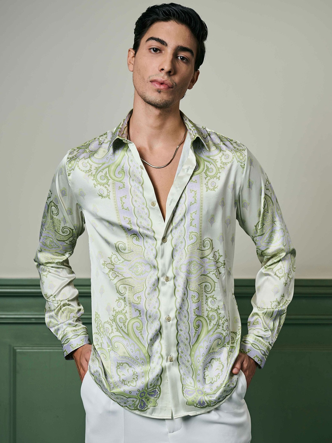 

ASUKA Men Floral Opaque Printed Casual Shirt, Green