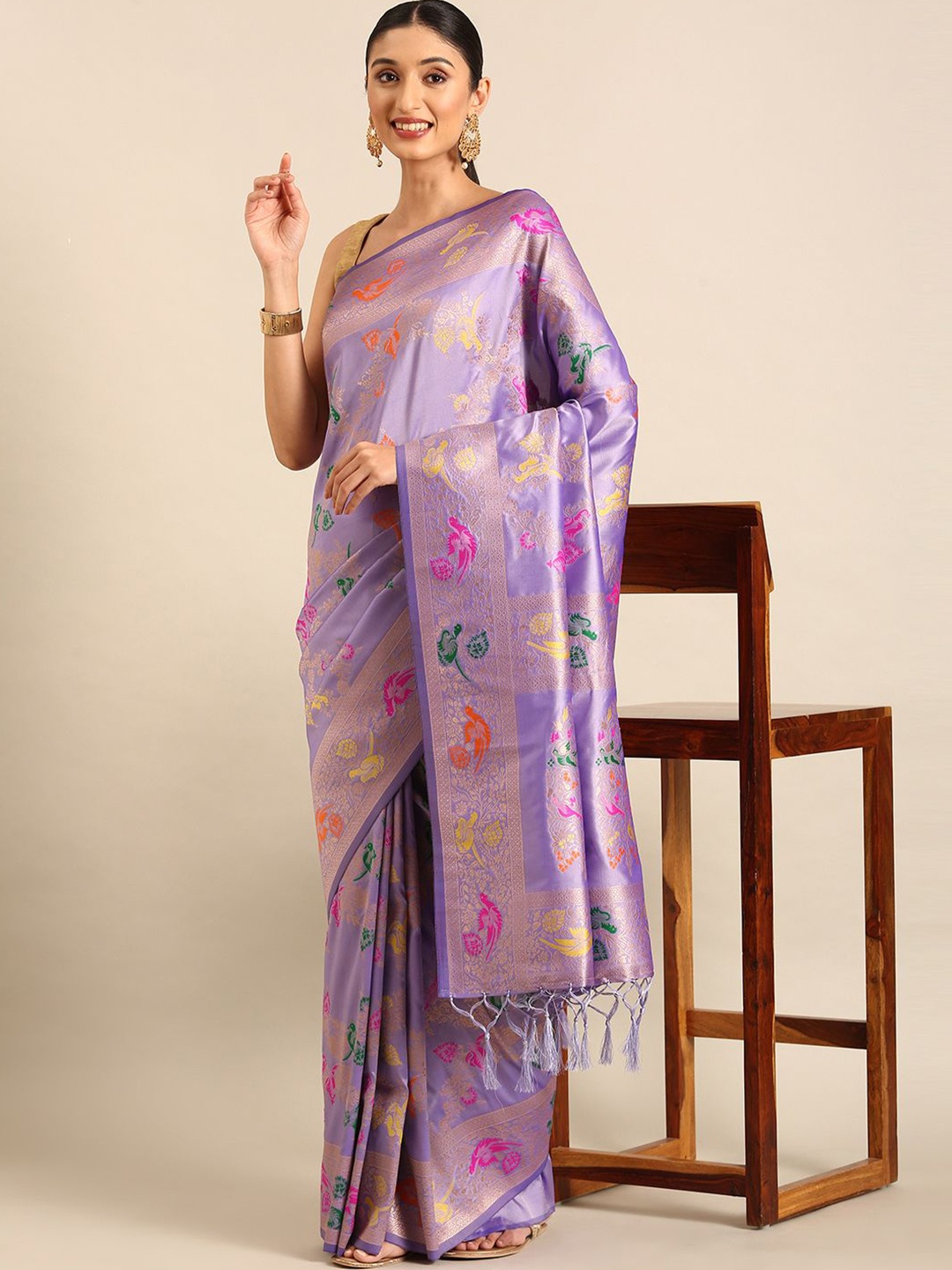 

DIVASTRI Woven Design Zari Silk Blend Banarasi Saree, Lavender