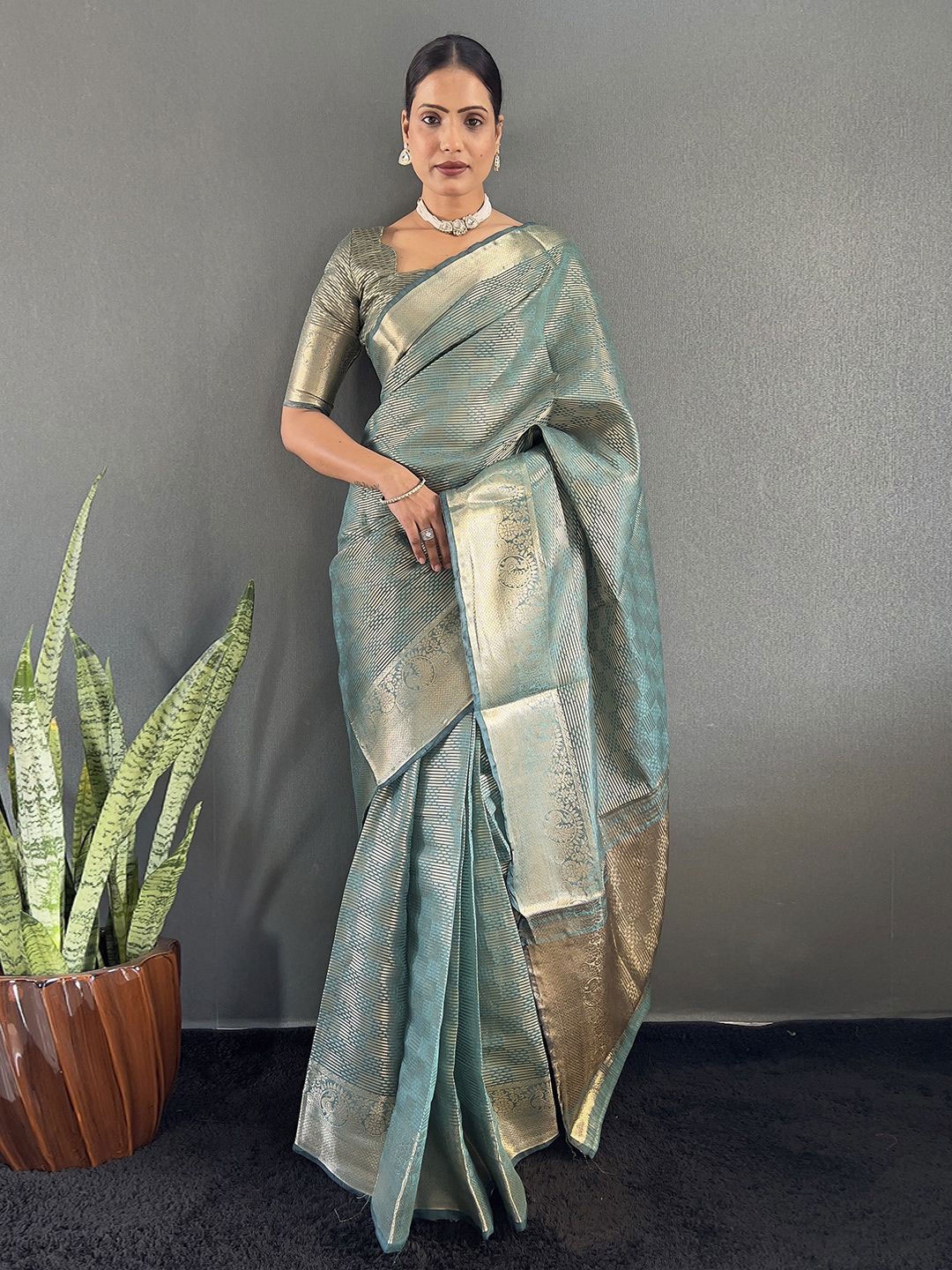

LeeliPeeri Designer Woven Design Zari Organza Kanjeevaram Saree, Blue