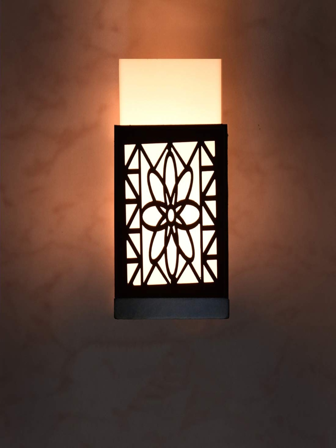 

Gojeeva Black Wooden Square Shaped Wall Lamp