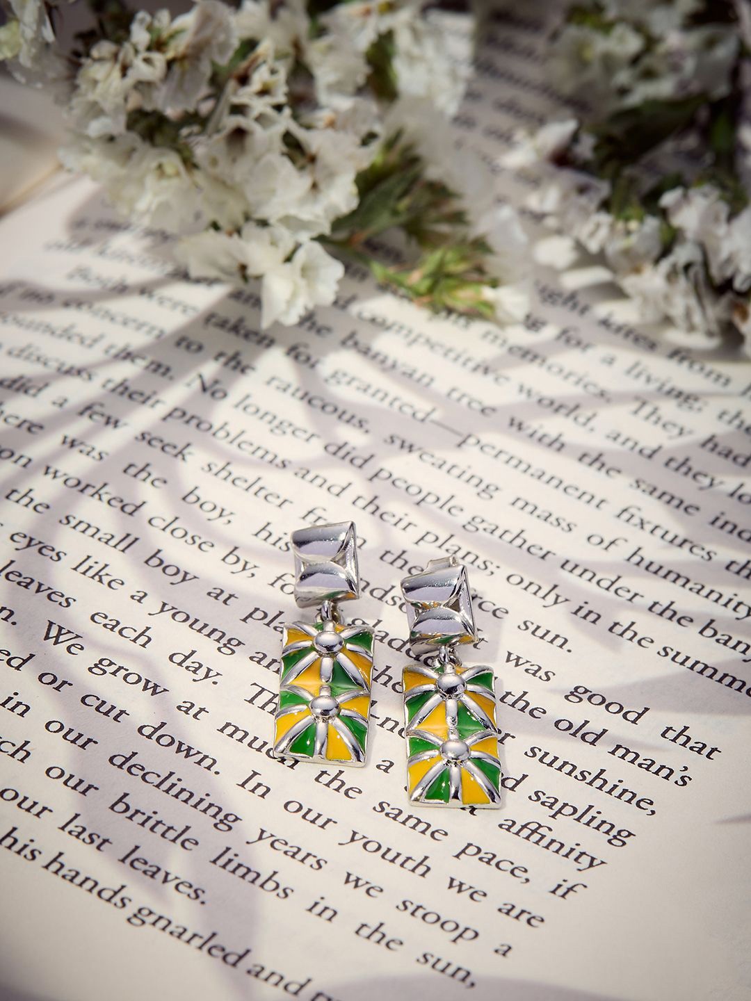 

MAIRA 925 Sterling Silver Rhodium-Plated Cubic Zirconia Stones Studded Drop Earrings