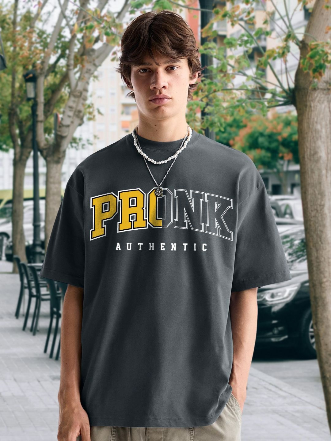 

PRONK Men Typography Printed Applique T-shirt with Mask, Grey