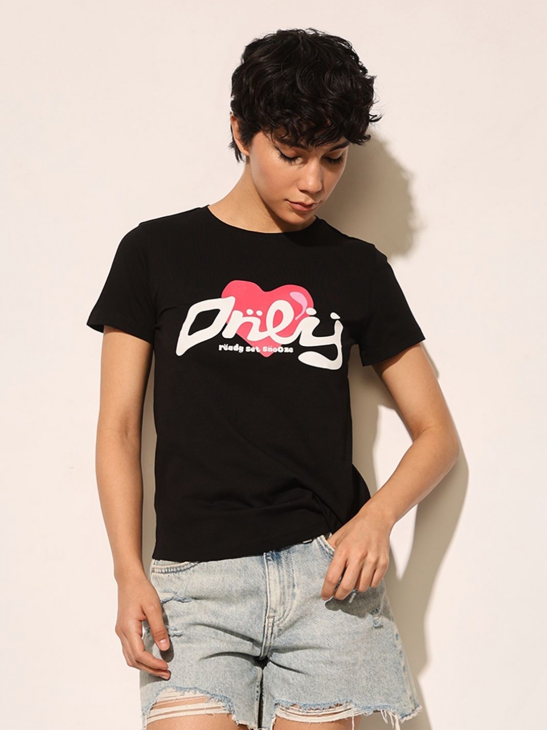 

ONLY Women Typography Printed T-shirt, Black