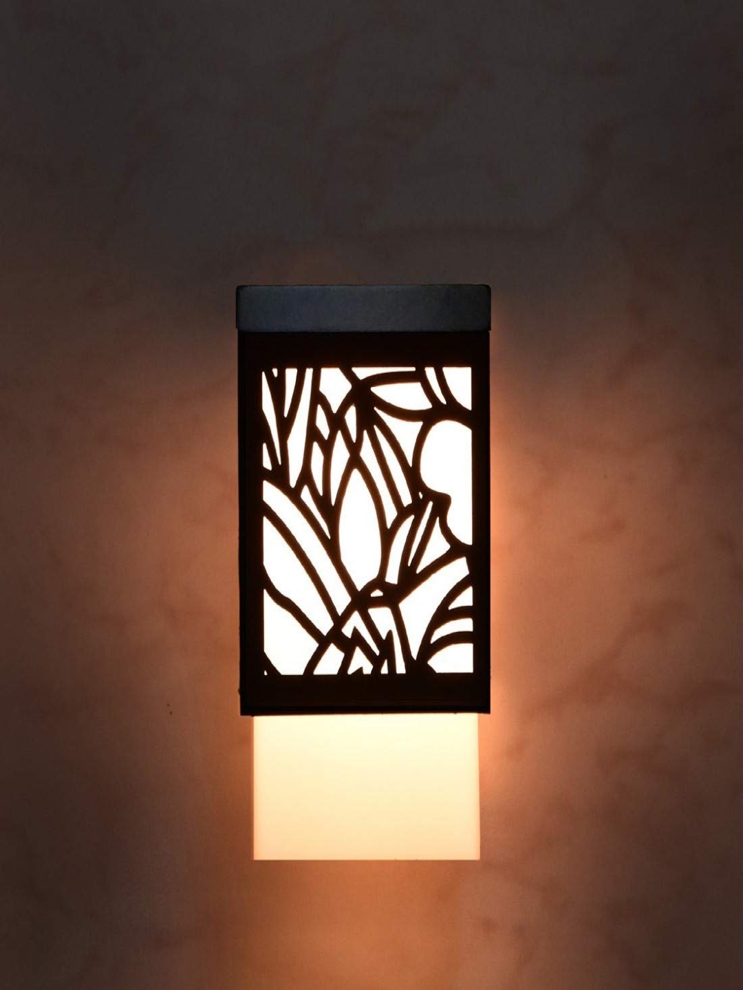 

Gojeeva Black and White Textured Wooden Contemporary Square Shaped Wall Lamp