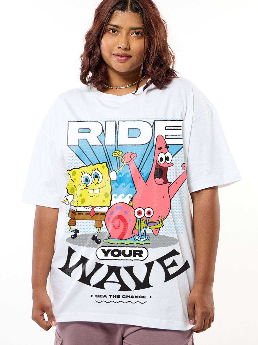 

Bewakoof Plus Women Spongebob Printed Extended Sleeves Pure Cotton T-shirt, White