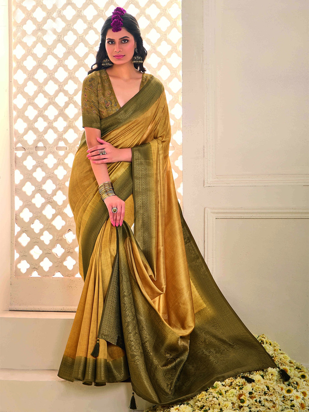 

KCPC BANDHANI Tissue Banarasi Saree, Yellow