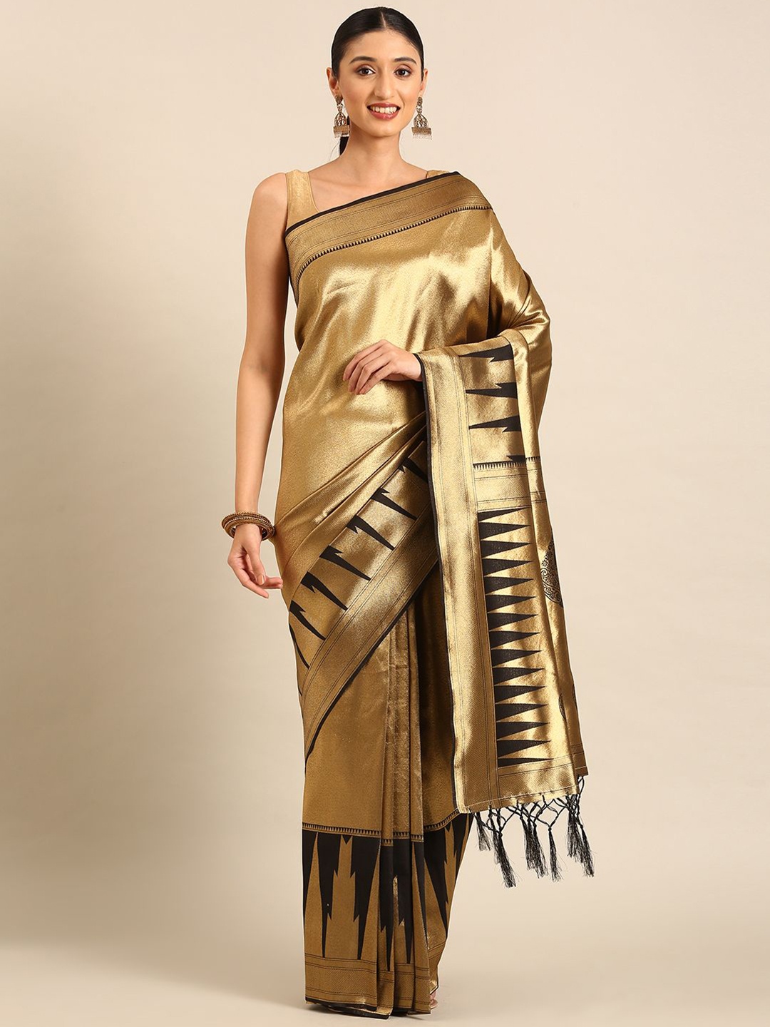 

DIVASTRI Woven Design Zari Silk Blend Banarasi Saree, Black