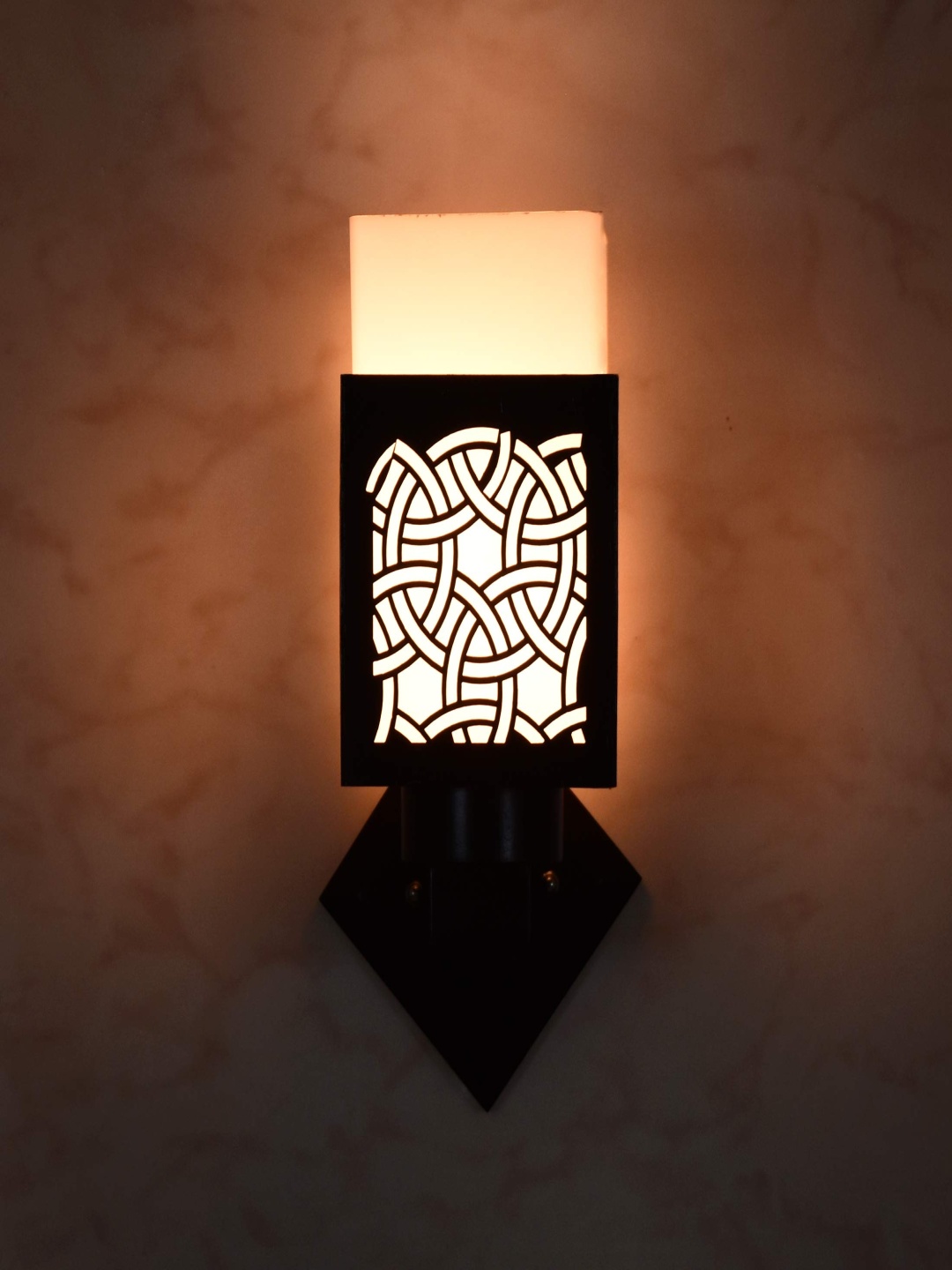 

Gojeeva Black & White Textured Wooden Square Shaped Wall Lamp