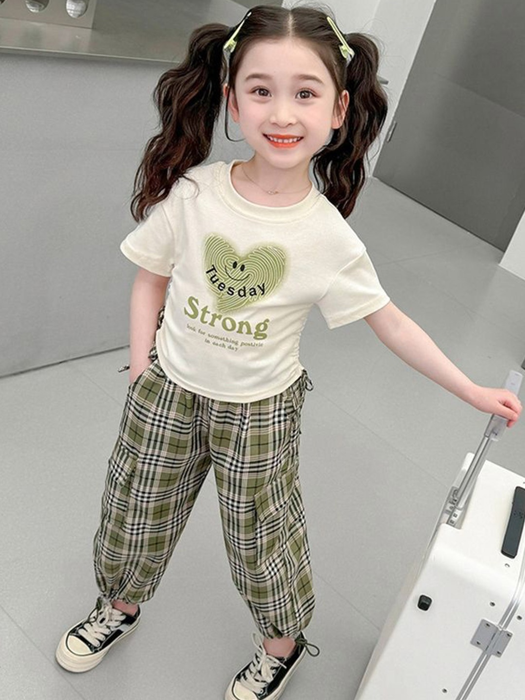 

LULU & SKY Girls Printed Round Neck T-shirt With Joggers, Off white
