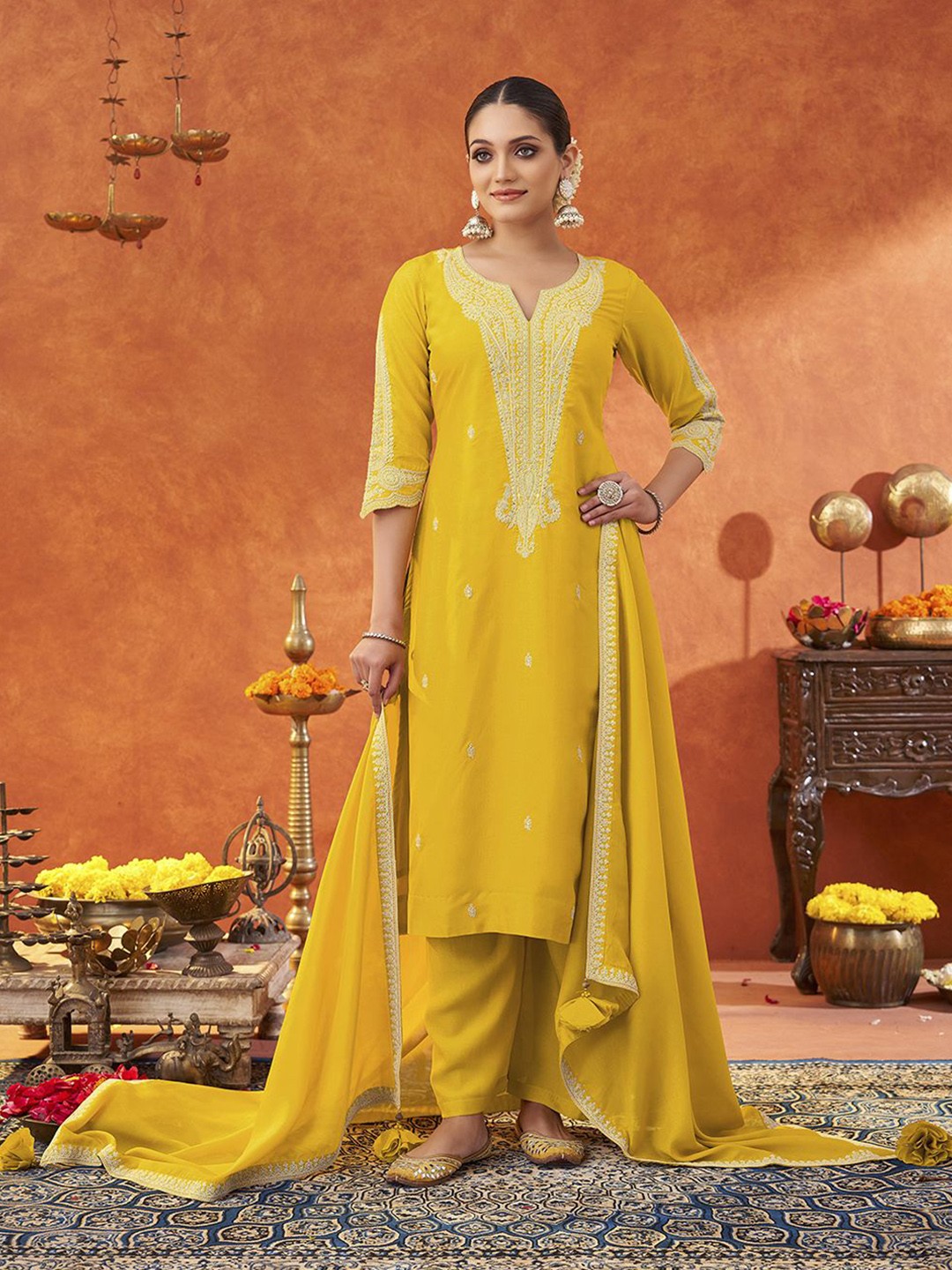 

HRITIKA Women Embroidered Regular Kurta with Palazzos & With Dupatta, Yellow