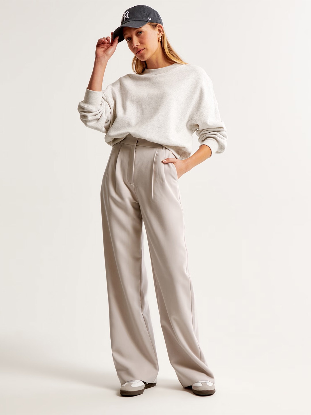 

FNOCKS Women Tailored Straight Fit Easy Wash Pleated Trousers, Cream