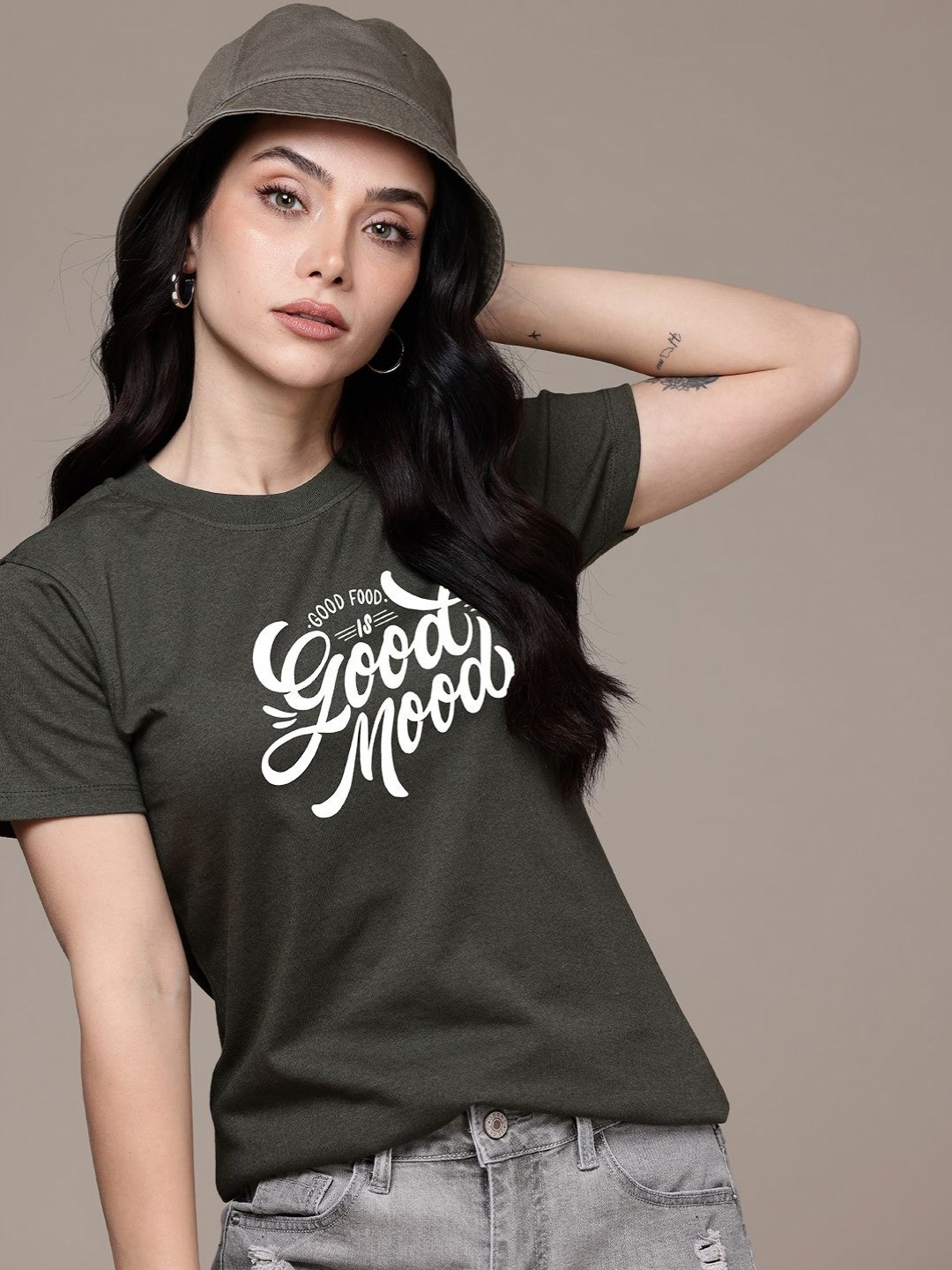 

Moda Rapido Women Printed Pockets T-shirt, Olive