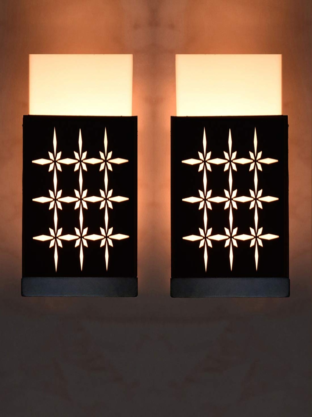 

Gojeeva Black 2 Pieces Wood Square Shaped Textured Contemporary Wall Lamp