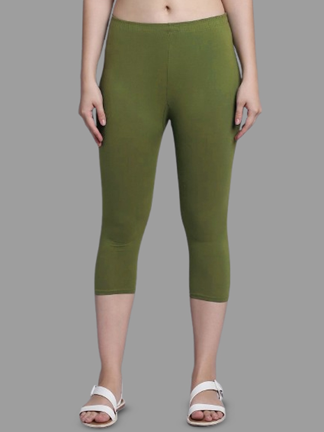 

Trend Level Three-Fourth Length Leggings, Olive