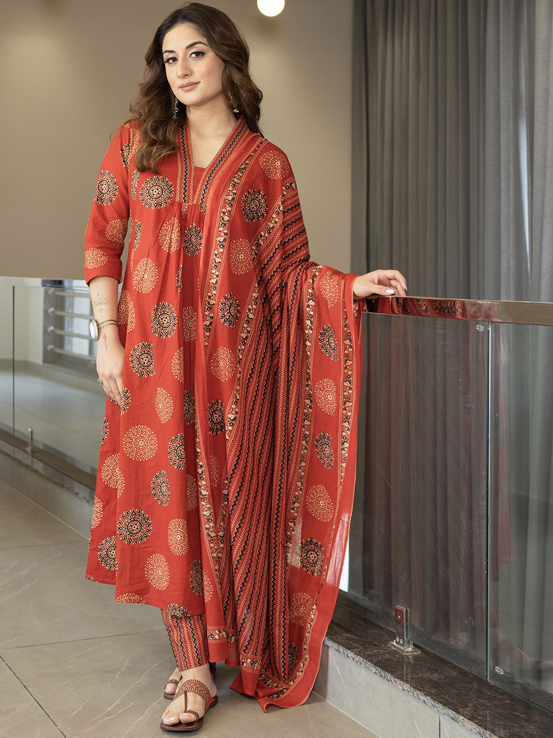 

Arayna Floral Printed V-Neck Pure Cotton A-Line Kurta With Trouser & Dupatta, Rust